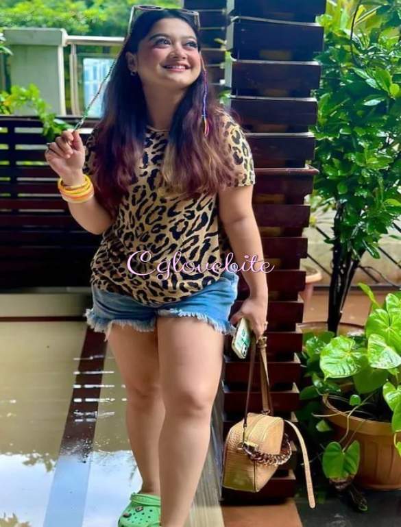 Mahi - Mumbai’s Hottest Call Girl
