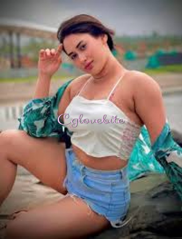 Exotic High-Profile Companion in Noida – Meet Shilpa